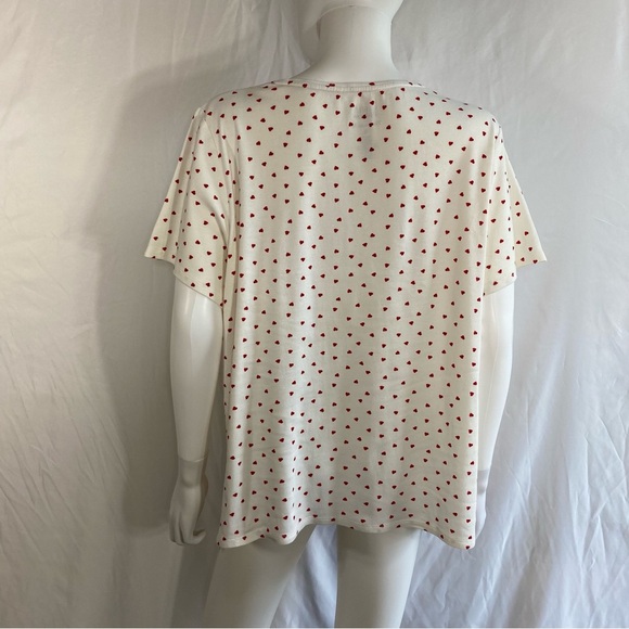 Croft & Barrow Tiny Red Hearts The Classic Tee - Picture 3 of 7